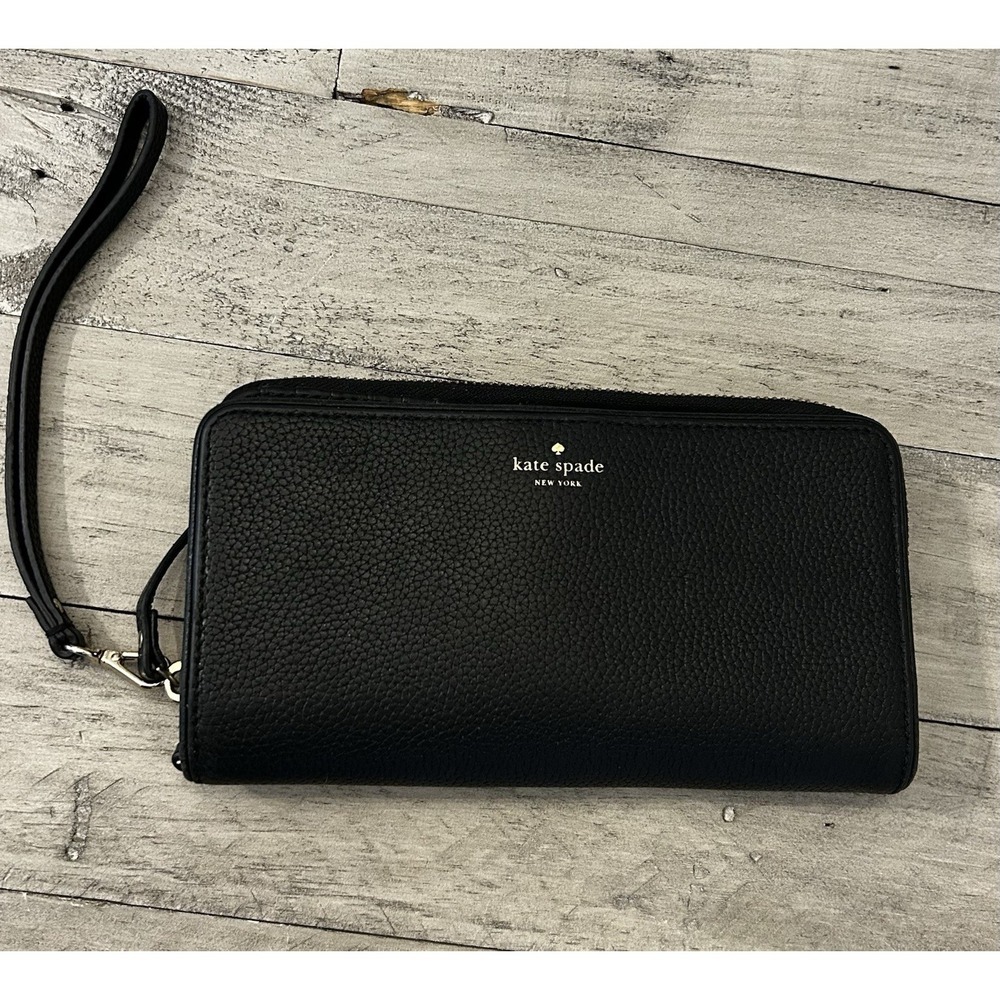 Kate Spade New York Chester Street Brigitta Wristlet Wallet Black - Picture 1 of 8